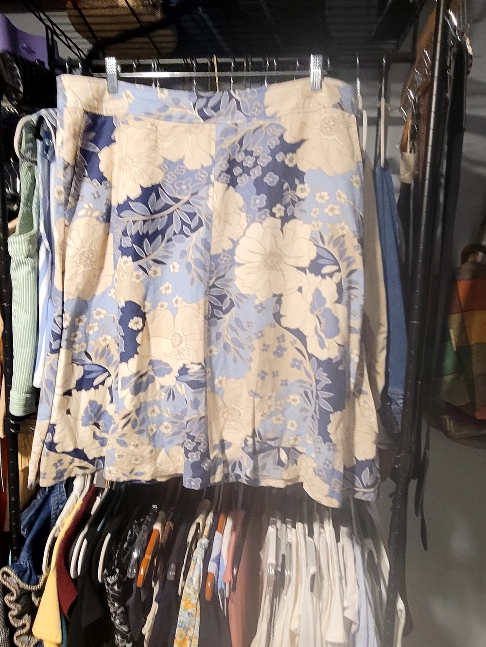 liz & co. Blue and Cream Floral A-Line Skirt